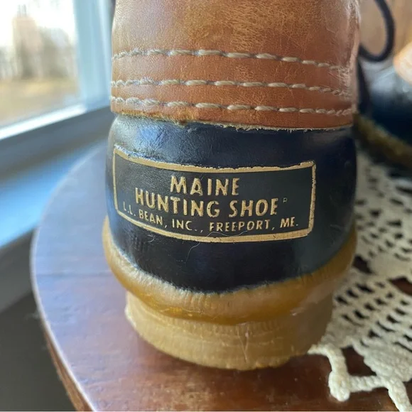 L.L. Bean Maine Hunting Shoe Ankle Boots Stylish Brown and Tan EUC - Picture 4 of 16